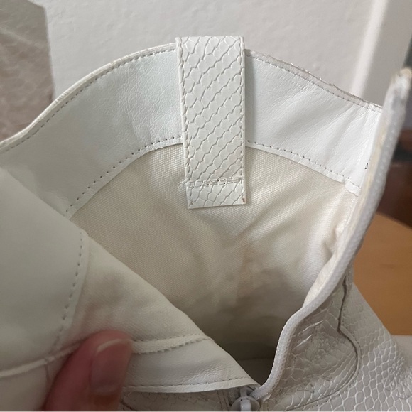 Cowboy Boots Coconuts by Matisse Pistol Western White Booties Women’s 6.5 - Picture 10 of 13